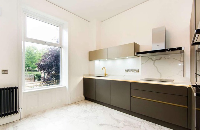 The Lodge Suite at Nydsley Hall - 2 Bedroom Apartment with Hot Tub