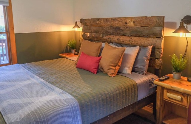 The Lodgepole Suite (Unit 5) at Field Guide Rocky Mountain