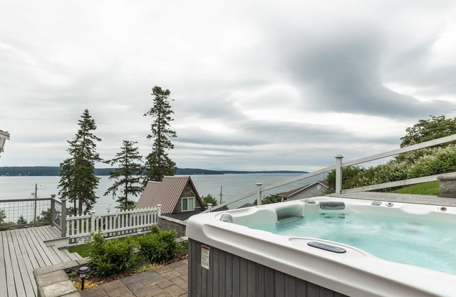 The Lookout at Cranes Landing - Panoramic Views