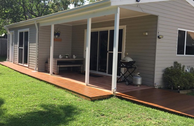 The Love Shack Iluka Road Palm Beach