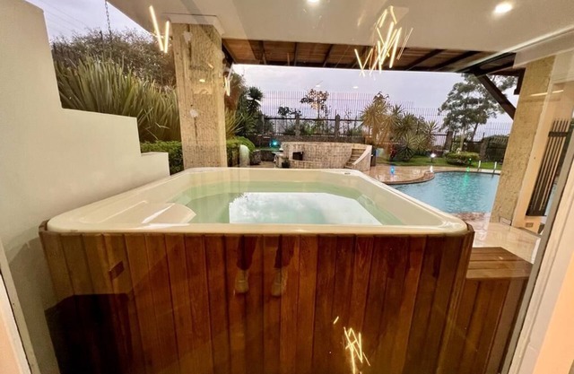 The Luxury Ambience 8 bedroom Mansion