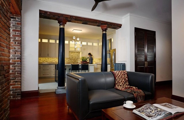 The Madder Suite at Blue Violin