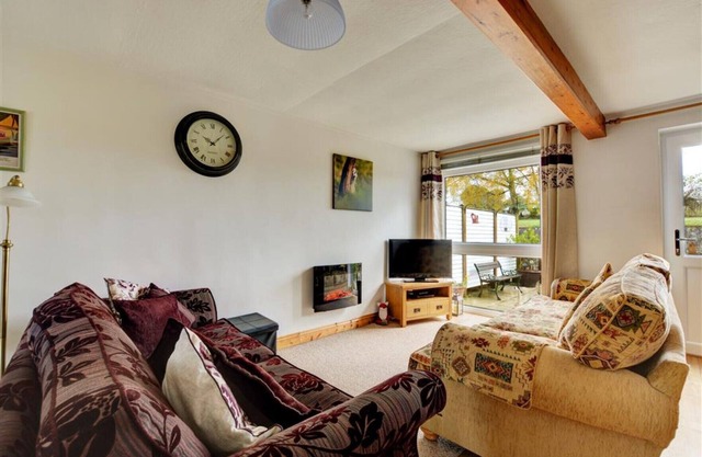 The Maltings - Three Bedroom House, Sleeps 6
