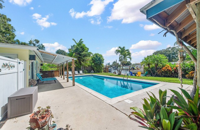 The Manatee'ki House - Tropical Getaway