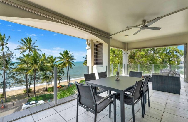 The Marron Bloom Beachfront Boutique Bliss