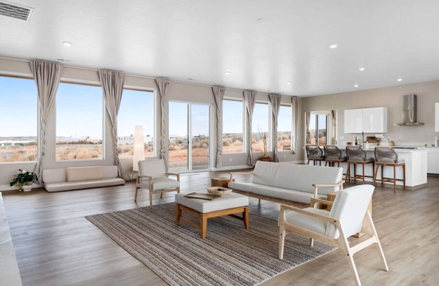 The Mesa Haven: Modern Luxurious Retreat near Page, AZ