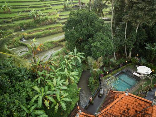 The Miracle House by Pramana Villas