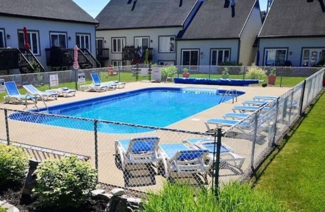 The Mont-Sainte-Anne Hideaway
