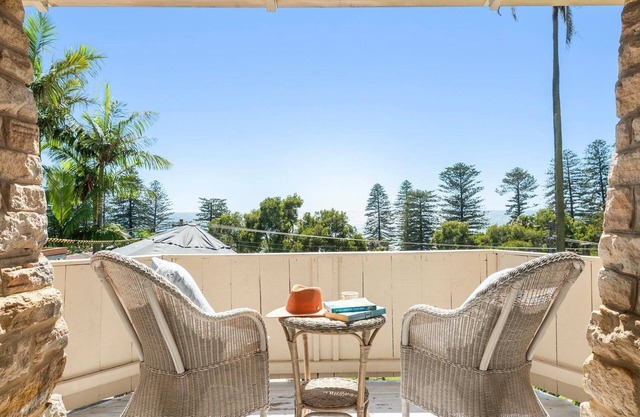 THE Moorings by Palm Beach Holiday Rentals