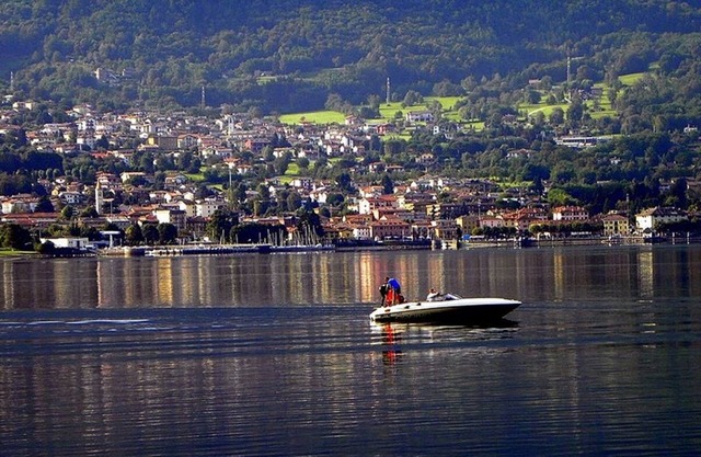 THE MOST BEAUTIFUL VIEWS OF LAKE COMO FROM THE SERENITY OF YOUR HOME