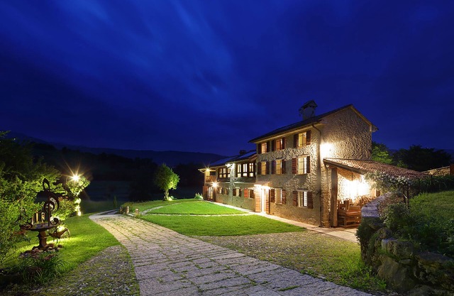 The Music County House, between the hills of Asolo, the Golf and the lands of Canova