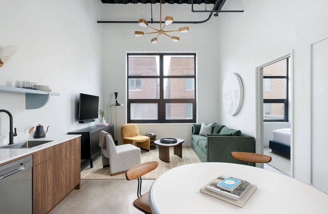 The Neighborhood Hotel - Little Italy One Bedroom