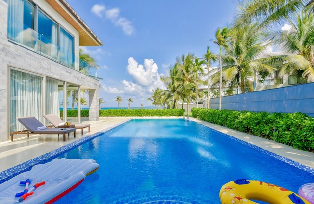 The Nicest Oceanfront Vacation Villa