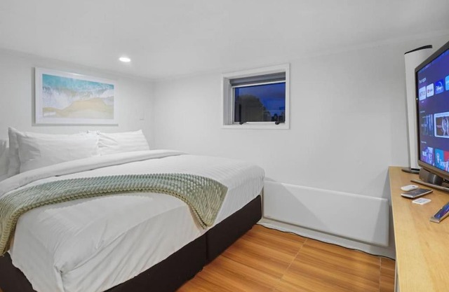 The Nifty Nook Studio with Parking and Wi-fi