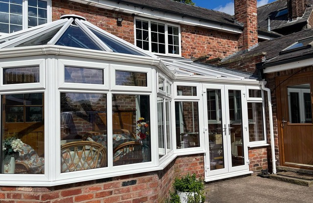 THE NOOK COTTAGE, family friendly, character holiday cottage in Toft