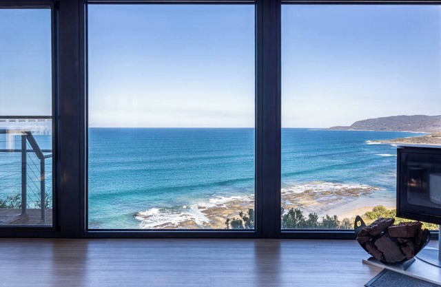 The Nook - relaxing home breathtaking ocean views