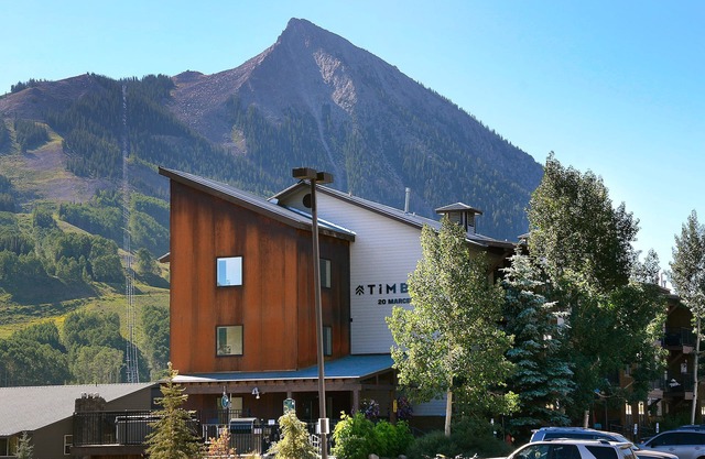 The North Face, Hot tub, Timbers Condo, Shuttle