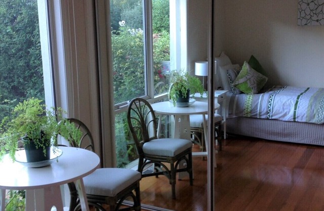 The Oaks Courtyard Unit hosted by Mornington Peninsula Seastays