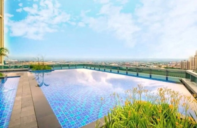 The Oasis 1 BR w/ Pool, Sauna, Gym &More!