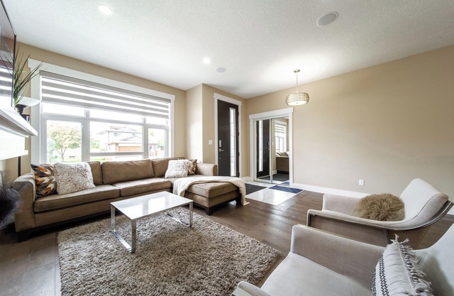 The Oasis; Near WEM/DT| Dedicated office | Long stay