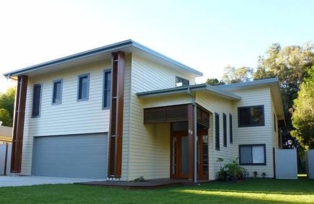 The Office, Toogoom, Qld (Absolute beach frontage)
