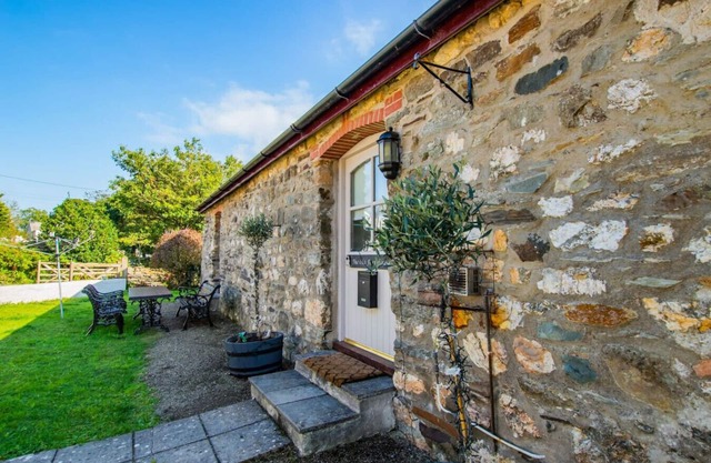 The Old Farmhouse · Cosy Farm Conversion In The Heart Of Pembrokeshire