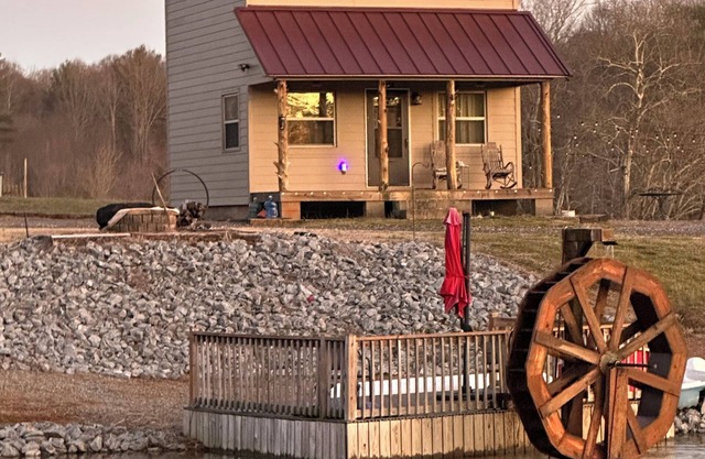 The Orchard Cabin – cozy retreat among apple trees
