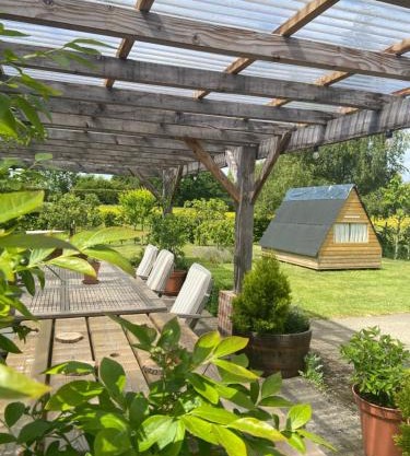 The Orchard Hideaway