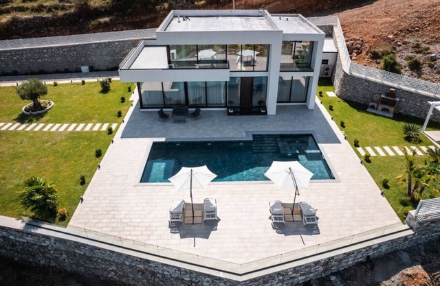The Panoramic Villa by PikHost