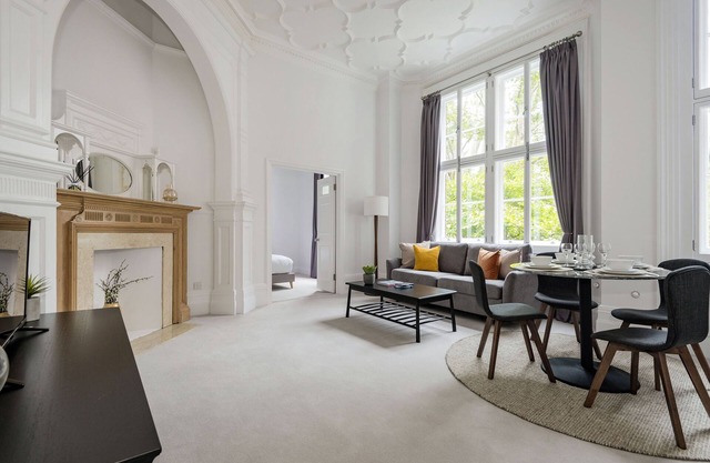 The Pavilion Road Suite next to Sloane Square