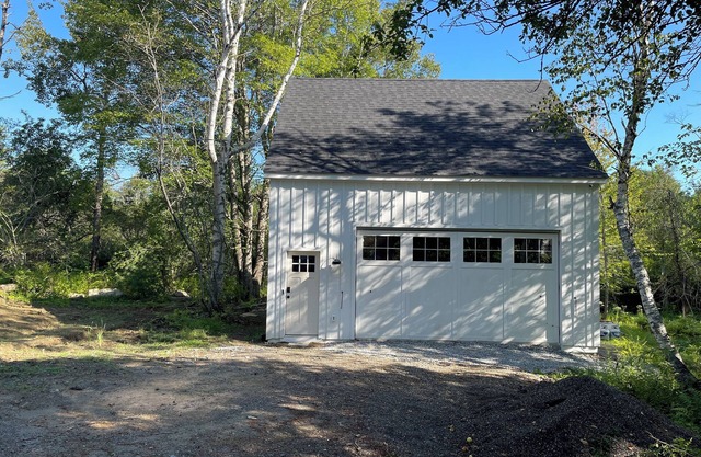 The Perch - A cozy cottage minutes from Tenants Harbor, with water access!