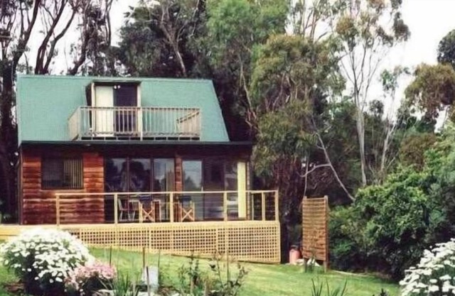 The Pet Friendly Phillip Island Boathouse - Waterfront
