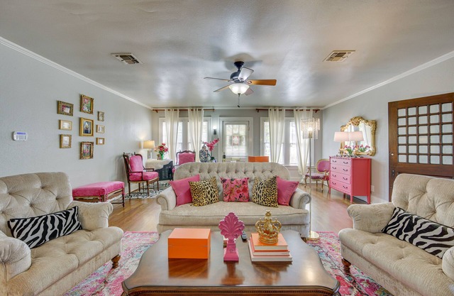 'The Pink Azalea' - Tyler Home w/Yard + Patio!