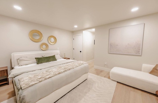 The Poetic Modern Residence