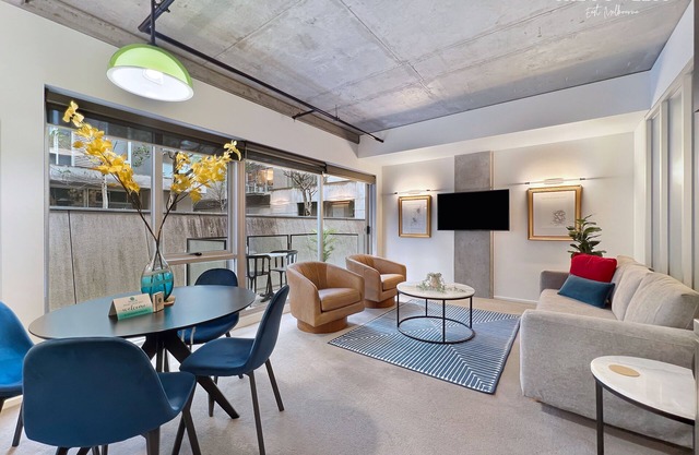 The Powlett by Ready Set Stay- East Melbourne