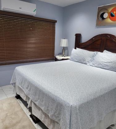 The president room 5 minutes to Devon House 4 Waterloo Avenue Kingston