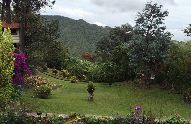 The property is a unique place about 25 minutes on a paved road from Cali.