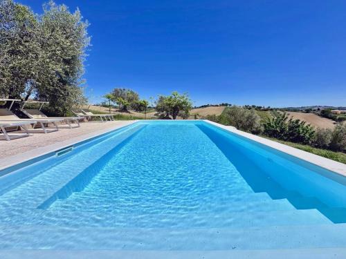 The Quercia in historic villa with pool in Senigallia