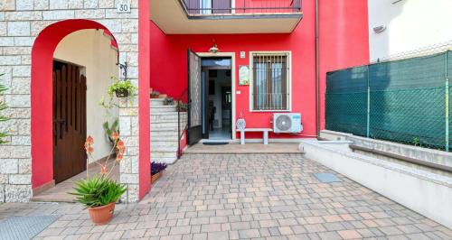 The Red House - Verona Holiday & Business