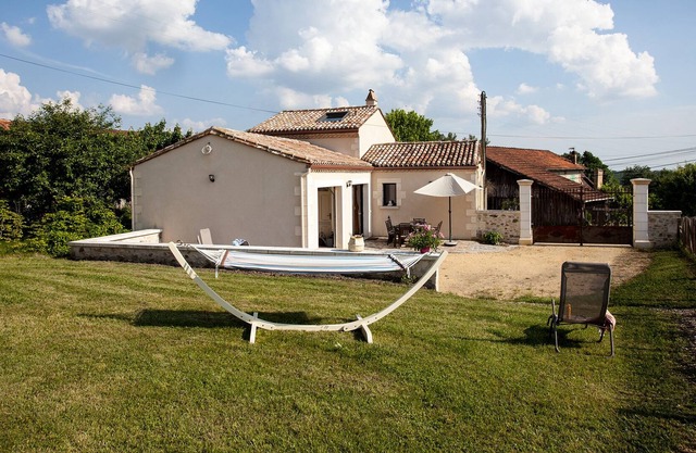 THE REPAIR OF EPICURIANS, combining comfort, culture, tradition and gastronomy.