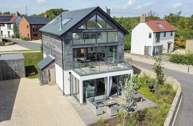 The Retreat (BV25), Silverlake, Dorset