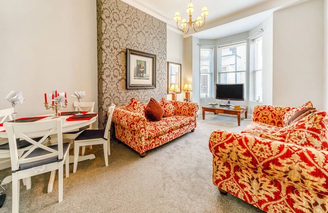 THE RETREAT, romantic, character holiday cottage in Wigton