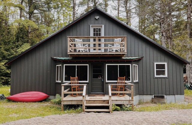 The River House! 25 Private Acres on the Water!