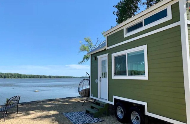 The River's Edge - Tiny Home 3