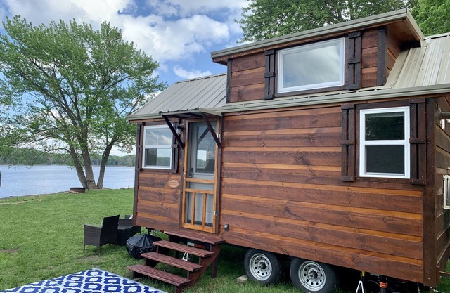 The Riverbottom - Tiny Home 2