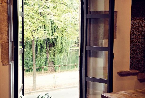 THE RIVERSIDE LODGE Cozy and spacious apartment