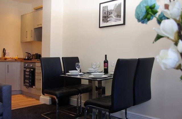 The Roaches Suite - Premier Serviced Accommodation