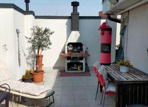 THE ROOFTOP