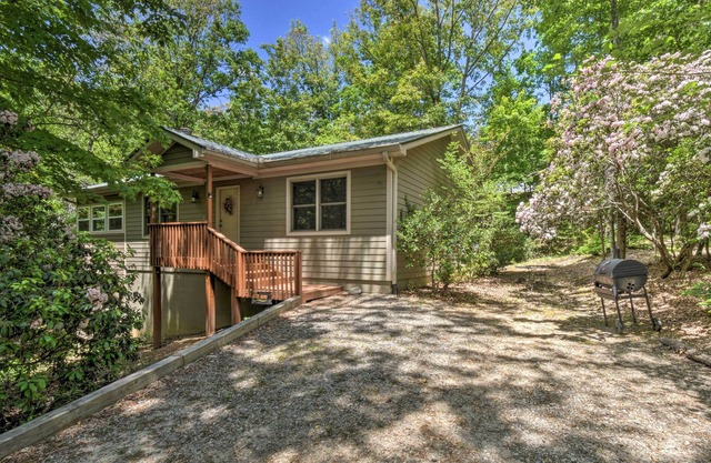 ‘The Round About’ at Sautee Mountain Retreat!