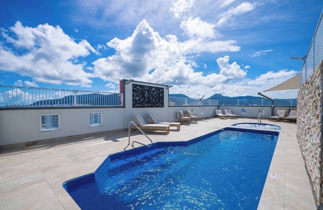The Sand Dollar Central Cairns Chic Studio